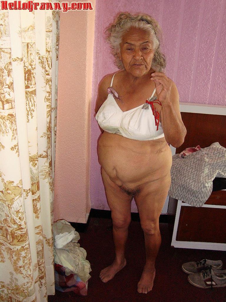 hellogranny - oma 003 006 2