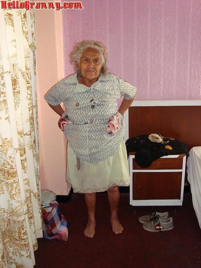 hellogranny - oma 004 009 2